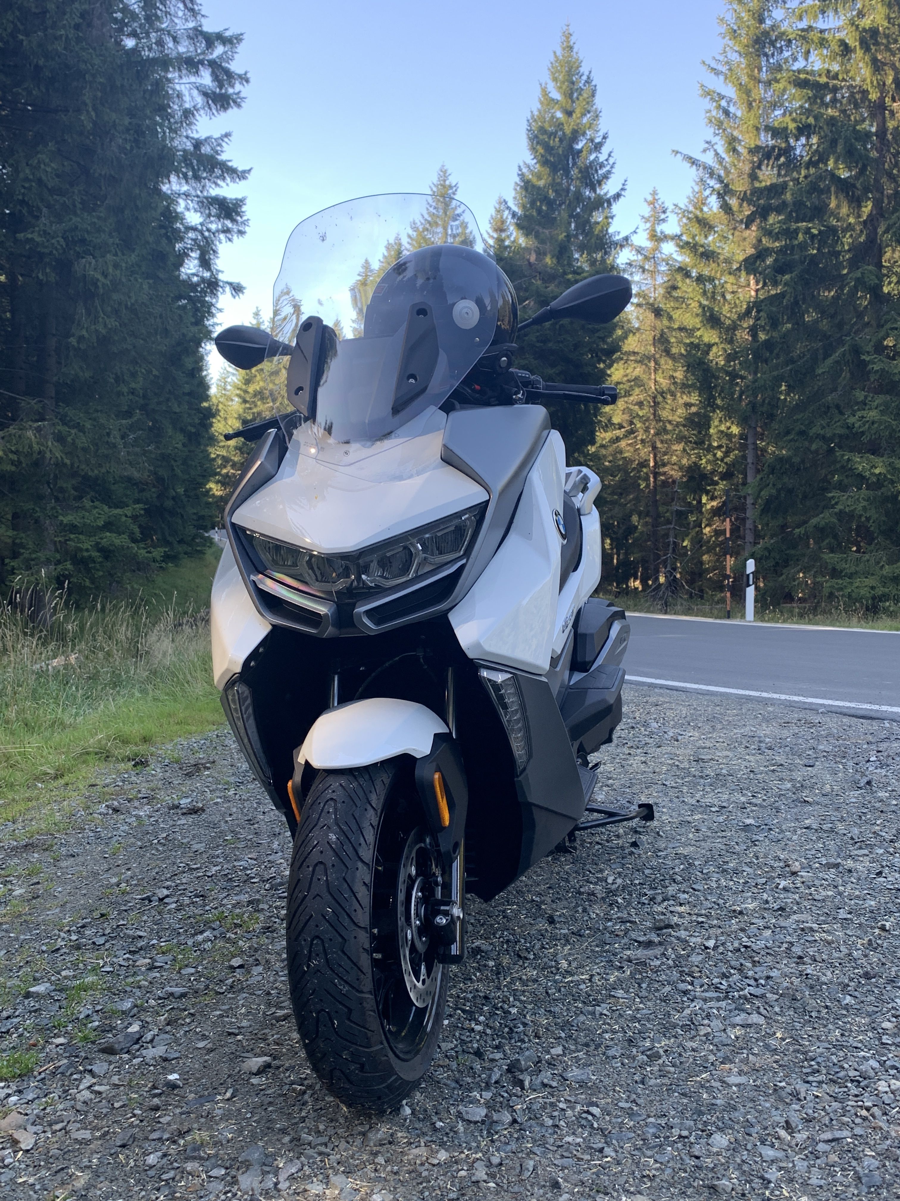 2019 08 BMW Roller 001